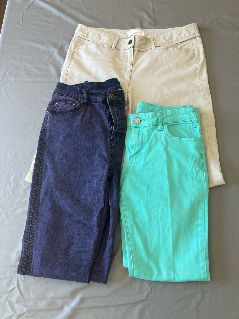 Women’s 1 Pants/2Jean Bundle - size 6